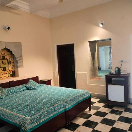 Phool Mahal Palace كيشانجاره المظهر الخارجي الصورة