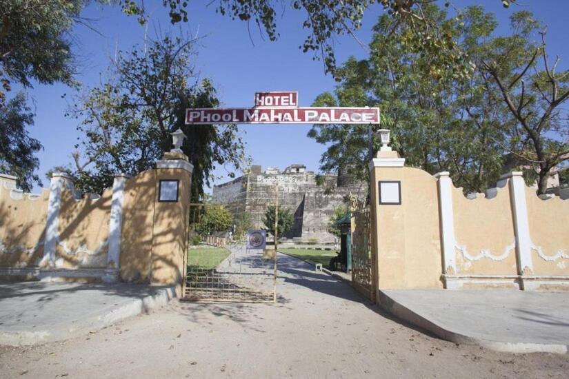 Phool Mahal Palace كيشانجاره المظهر الخارجي الصورة